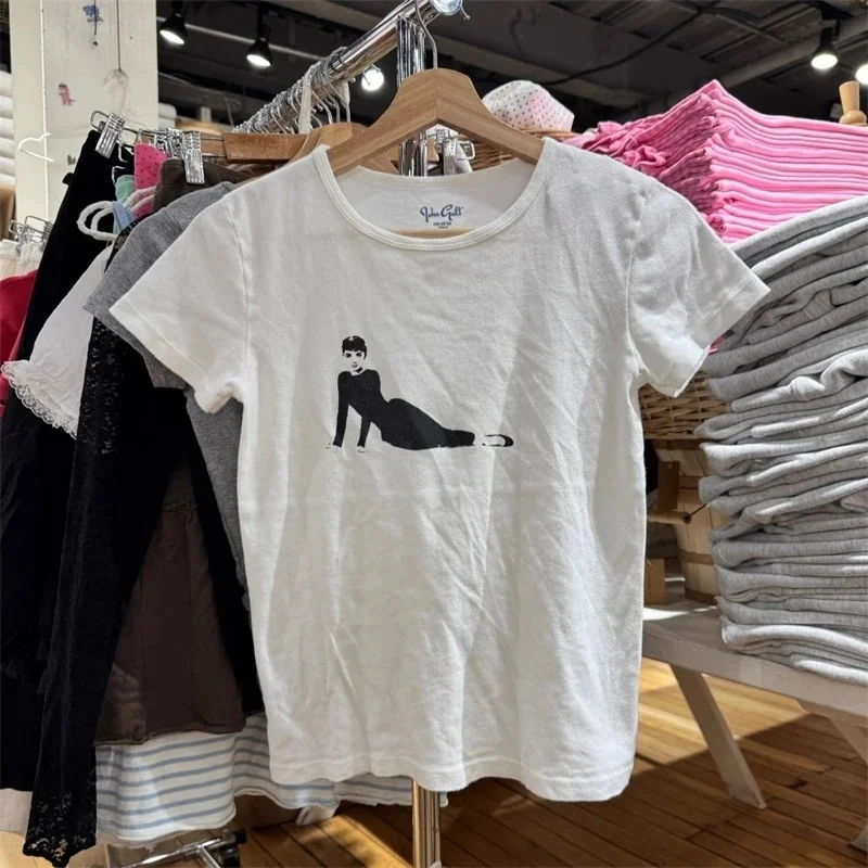 Character Print White T-shirts Women Summer Casual Simple Streetwear Slim O-neck Short Sleeve Tees Vintage Hepburn Style Tshirts
Character Print White T-shirts Women Summer Casual Simple Streetwear Slim O-neck Short Sleeve Tees Vintage Hepburn Style Tshirts