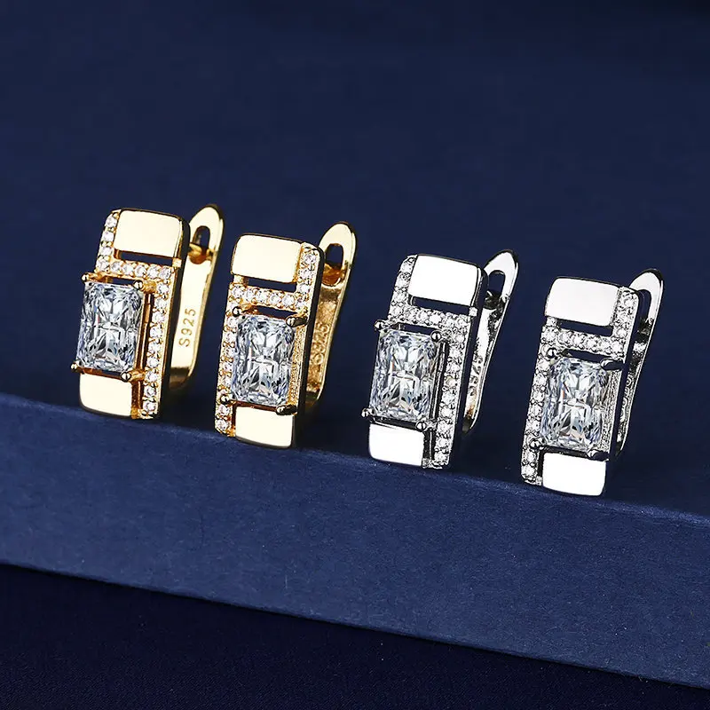 925 Sterling Silver Earrings For Women Round Zircon Earrings Sparkling Party Wedding Jewelry Gift Accessories
925 Sterling Silver Earrings For Women Round Zircon Earrings Sparkling Party Wedding Jewelry Gift Accessories