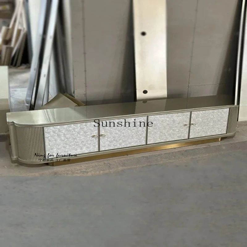 American light luxury floor-to-ceiling TV cabinet, living room stainless steel base, narrow paint, household storage
American light luxury floor-to-ceiling TV cabinet, living room stainless steel base, narrow paint, household storage