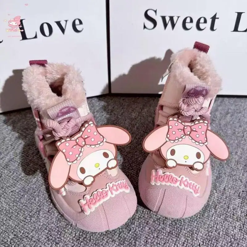 Зимние сапоги для девочек в стиле аниме My Melody, теплые пушистые детские зимние сапоги принцессы, детские плюшевые сапоги с героями мультфильмов, кроссовки на флисовой подкладке
Зимние сапоги для девочек в стиле аниме My Melody, теплые пушистые детские зимние сапоги принцессы, детские плюшевые сапоги с героями мультфильмов, кроссовки на флисовой подкладке