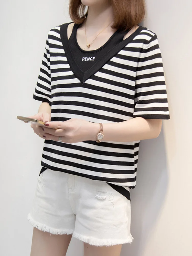Oversized Fake Two Pieces Knitted T-shirts Women Summer Ice Silk Knit Loose Short Sleeve Large Tshirt Spliced Knitwear Tops
Oversized Fake Two Pieces Knitted T-shirts Women Summer Ice Silk Knit Loose Short Sleeve Large Tshirt Spliced Knitwear Tops