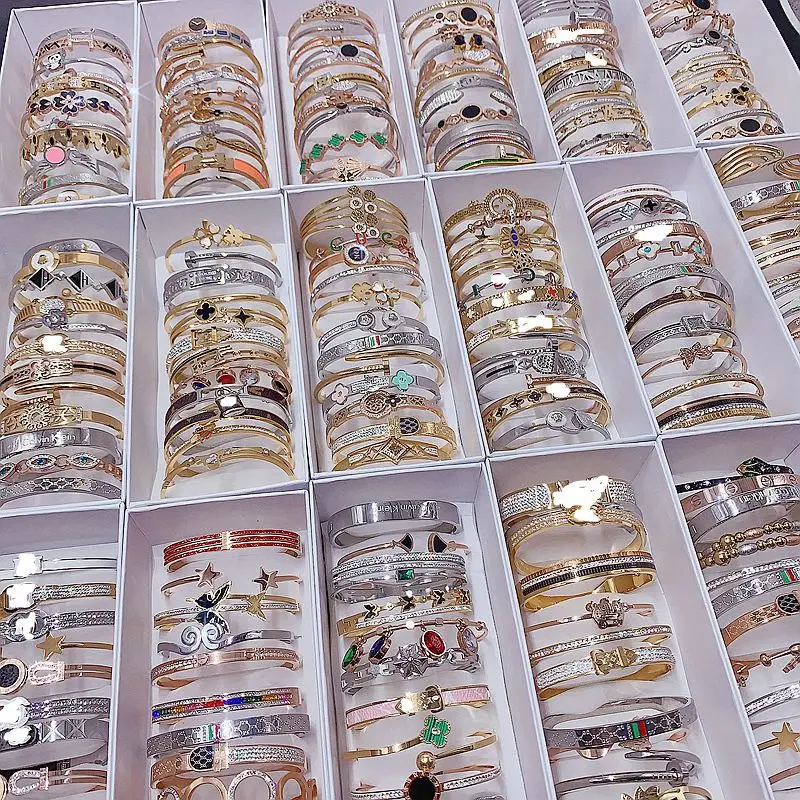 12/36pcs/lot Wholesale New Mix Style Titanium Steel Cuff Bangles for Women Trendy Crystal Flower Stainless Steel Jewelry Gifts
12/36pcs/lot Wholesale New Mix Style Titanium Steel Cuff Bangles for Women Trendy Crystal Flower Stainless Steel Jewelry Gifts