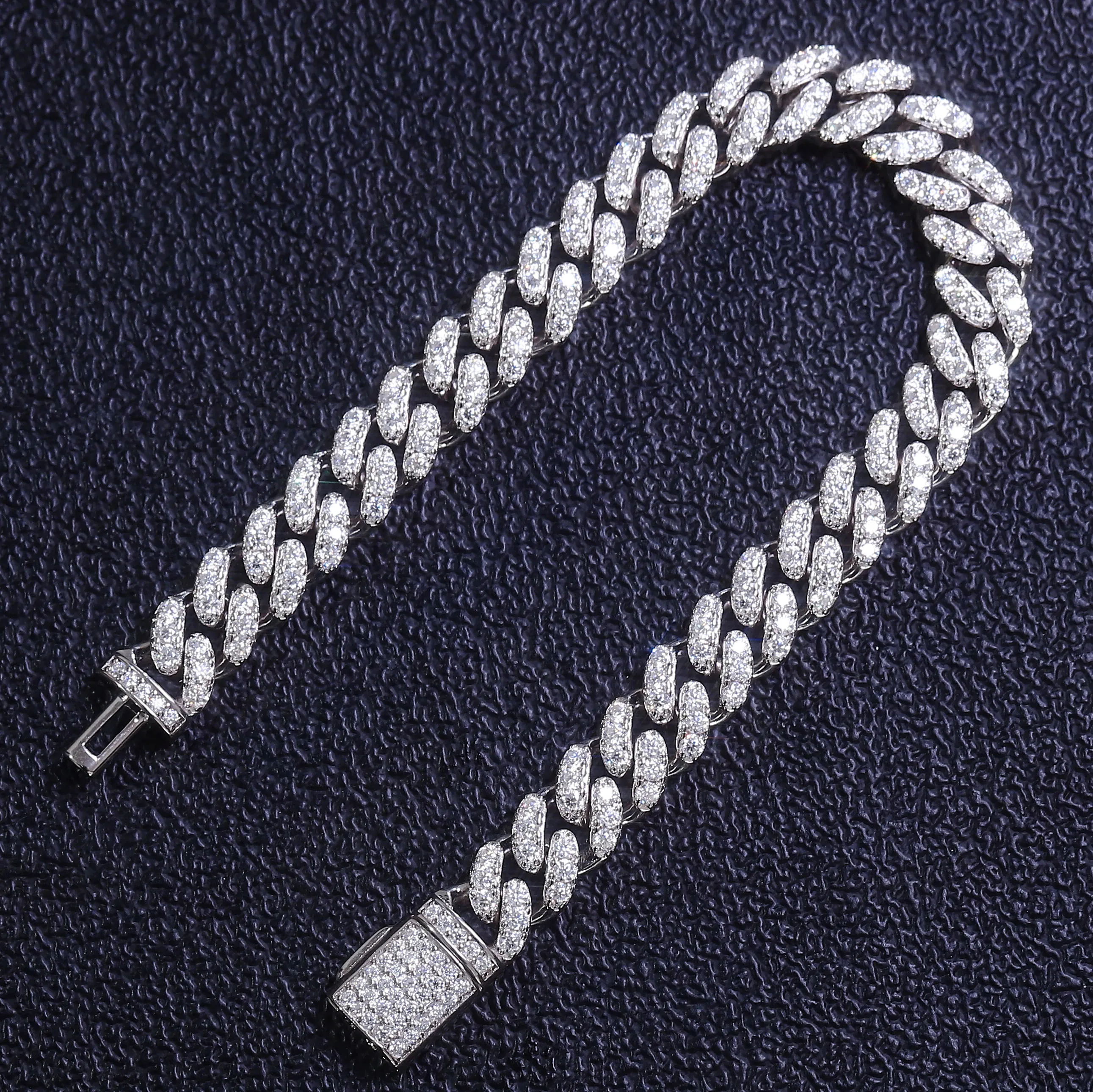 Повседневное ожерелье с акцентами из муассанита для прогулок, шопинга, пикников и повседневной носки на природе
Повседневное ожерелье с акцентами из муассанита для прогулок, шопинга, пикников и повседневной носки на природе