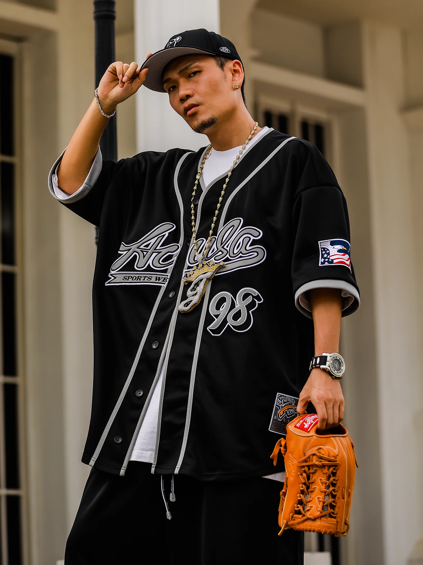 Acusa American Style Street Sport Man Series Heavy Embroidery Retro Short Sleeve Loose Baseball Shirt Jacket for Men
Acusa American Style Street Sport Man Series Heavy Embroidery Retro Short Sleeve Loose Baseball Shirt Jacket for Men