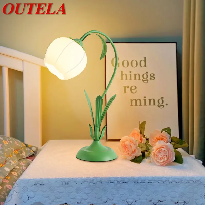 OUTELA Nordic LED Table Lamp Creative Green Vintage Glass Desk Lighting Modern Decor For Home Living Room Bedroom Bedside
OUTELA Nordic LED Table Lamp Creative Green Vintage Glass Desk Lighting Modern Decor For Home Living Room Bedroom Bedside