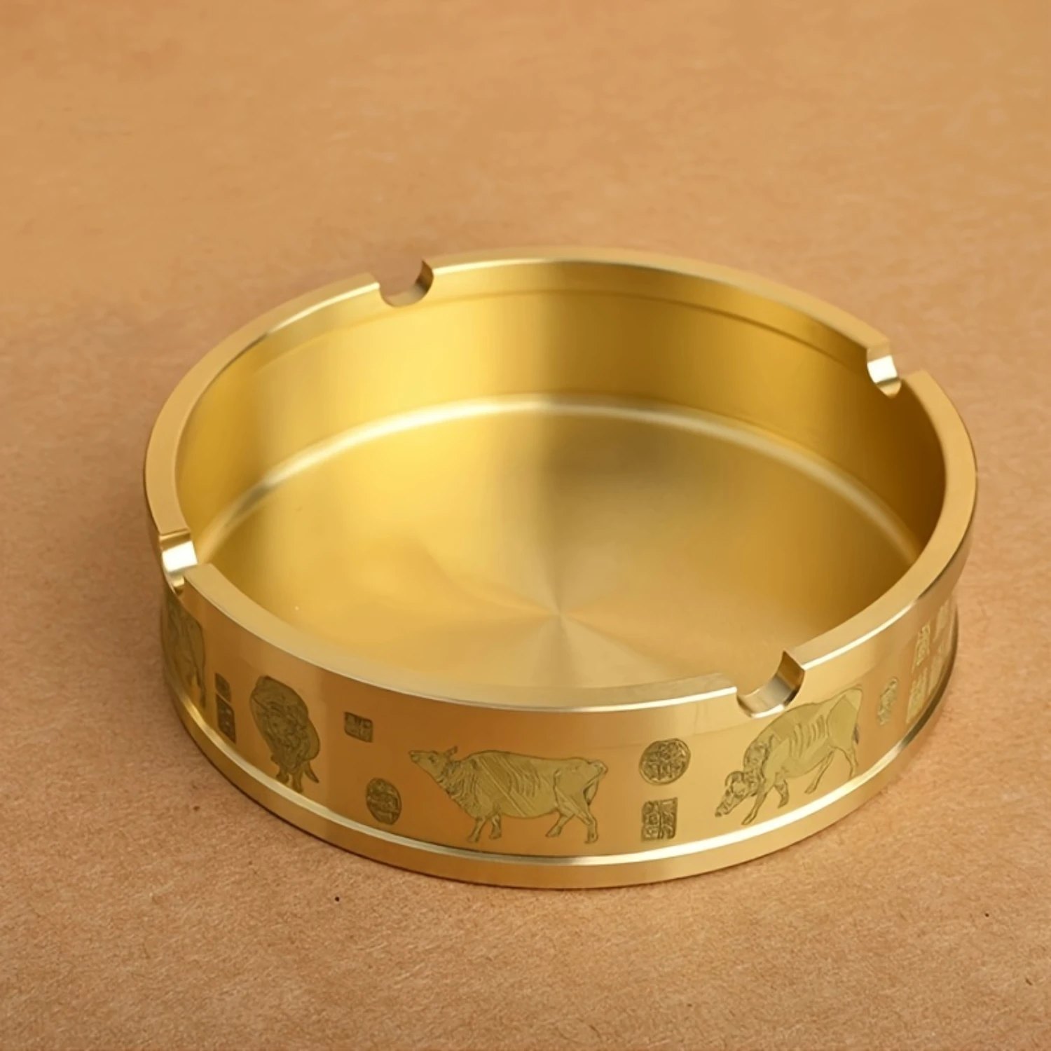Pure Brass Ashtray - Stylish Modern Decor for Living Room or Office Desk - Perfect Gift
Pure Brass Ashtray - Stylish Modern Decor for Living Room or Office Desk - Perfect Gift