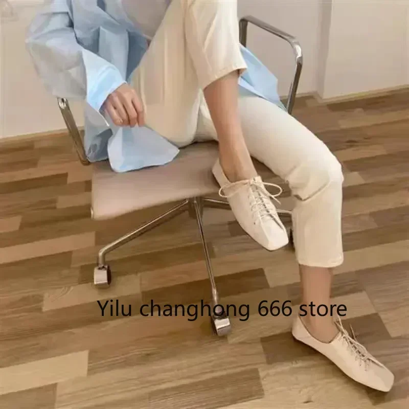 2025 Spring Square Toe Cross Straps Flat Shoes Shallow Lace-Up Office Outdoor Shoes Solid Color Fashion Ladies Casual Shoes
2025 Spring Square Toe Cross Straps Flat Shoes Shallow Lace-Up Office Outdoor Shoes Solid Color Fashion Ladies Casual Shoes
