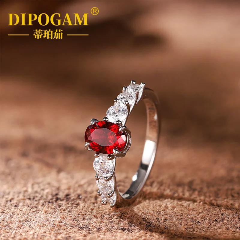 925 Silver Cultivated Peacock Blood Ruby Ring Classic Row Design for Women Jewelry Fashion Accessory
925 Silver Cultivated Peacock Blood Ruby Ring Classic Row Design for Women Jewelry Fashion Accessory