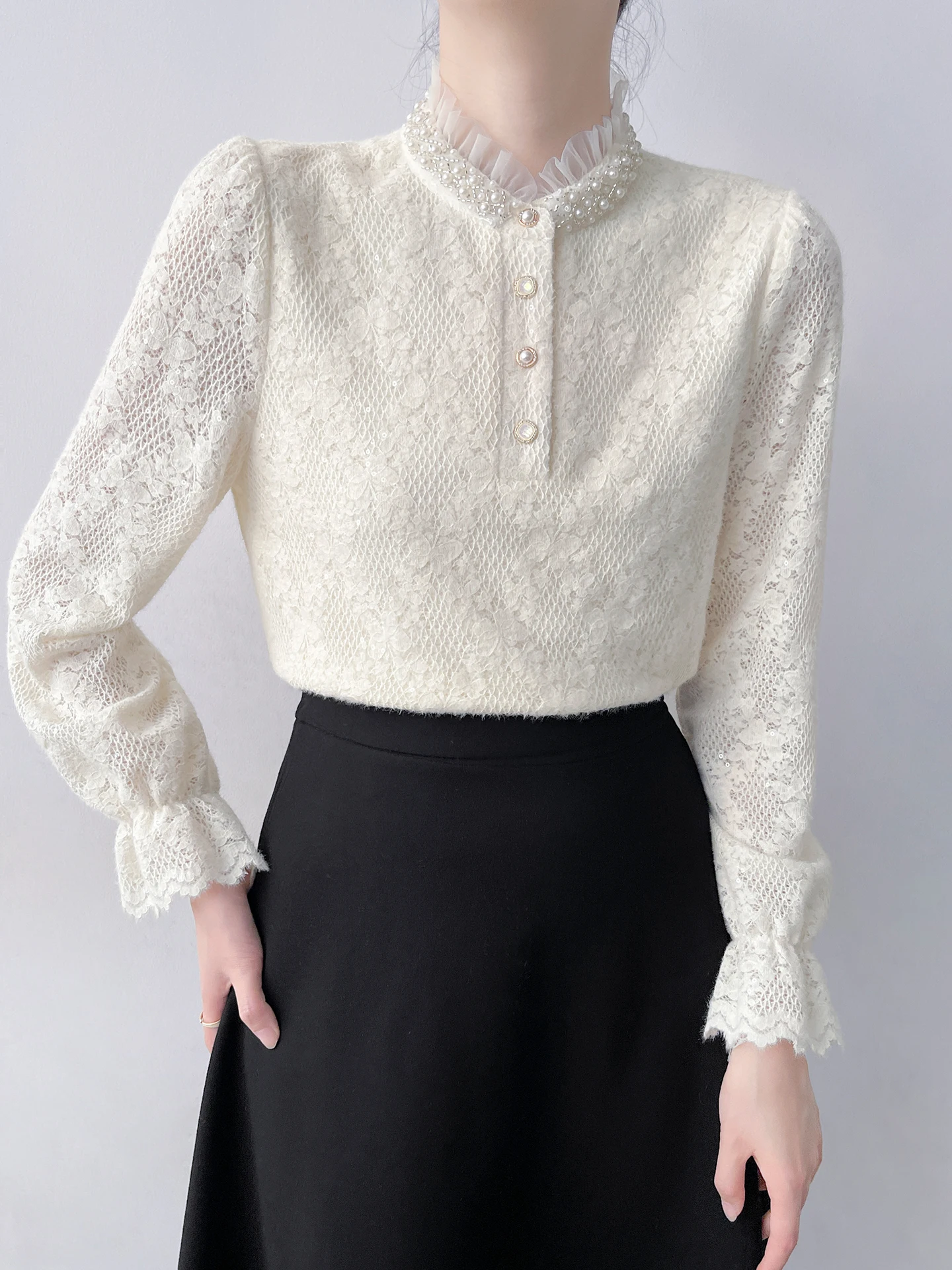 Korean Sle Luxury Heavy Embellied Diamond Beaded Lace irt Women's Autumn Winter Long Sve Fce Lined Stand Collar Top
Korean Sle Luxury Heavy Embellied Diamond Beaded Lace irt Women's Autumn Winter Long Sve Fce Lined Stand Collar Top