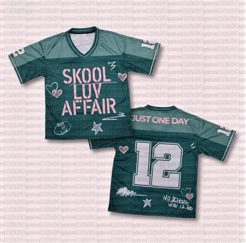Skool Luv Affair Football Jersey World Tour 2026 Comeback Merch Shirt Kpop Gift for Summer Men's and Women's Cosplay T-shirts
Skool Luv Affair Football Jersey World Tour 2026 Comeback Merch Shirt Kpop Gift for Summer Men's and Women's Cosplay T-shirts