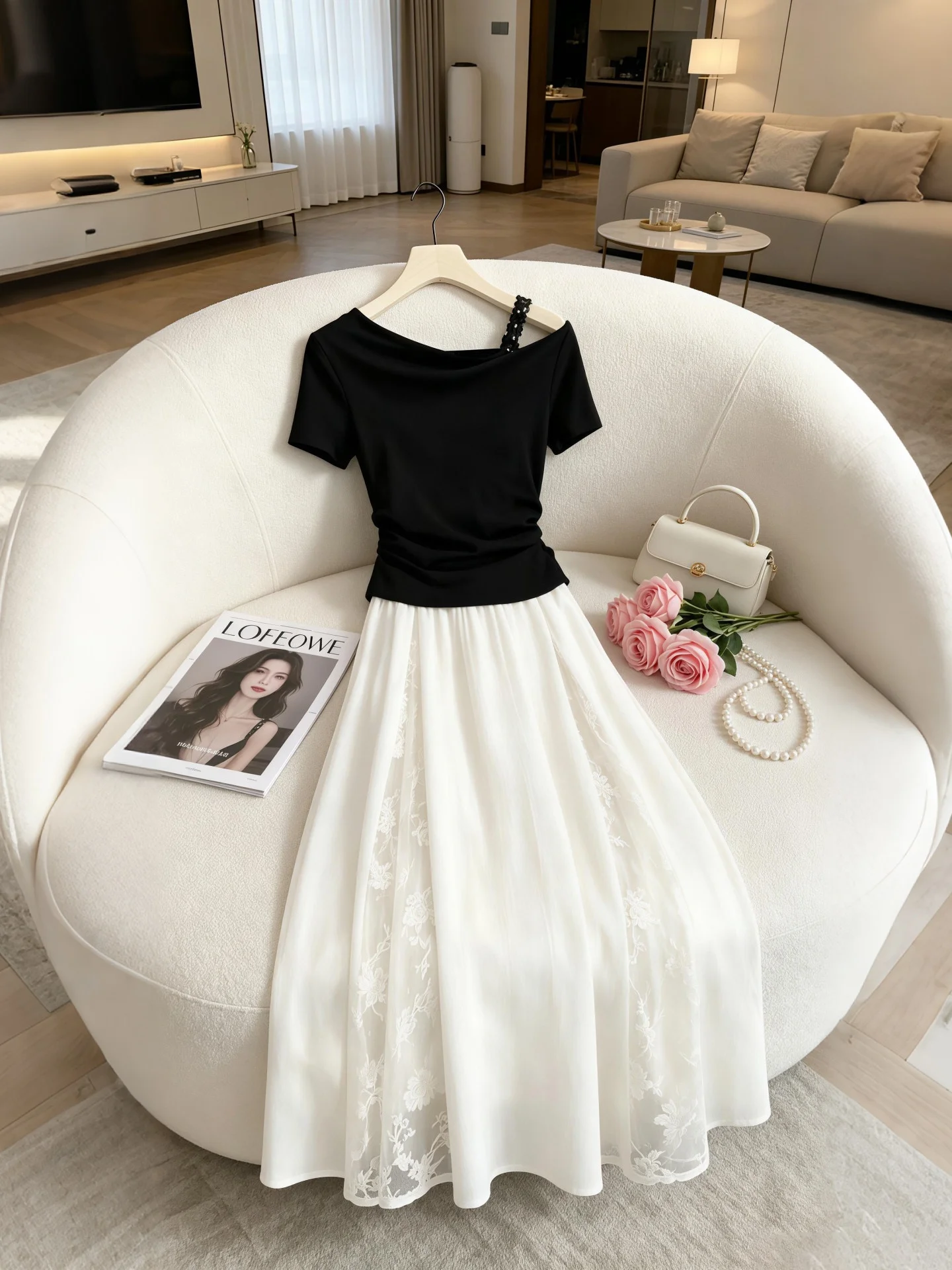 Summer 2026 Fashion Loose Short Sleeve T-Shirt And Half Skirt Set Women's Clothing Breathable Medium Thickness round Neck Cas...
Summer 2026 Fashion Loose Short Sleeve T-Shirt And Half Skirt Set Women's Clothing Breathable Medium Thickness round Neck Cas...