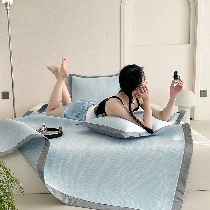 Customizable 2025 spring and summer new polymer PE jacquard soft seat foldable air conditioner seat three-piece set
Customizable 2025 spring and summer new polymer PE jacquard soft seat foldable air conditioner seat three-piece set