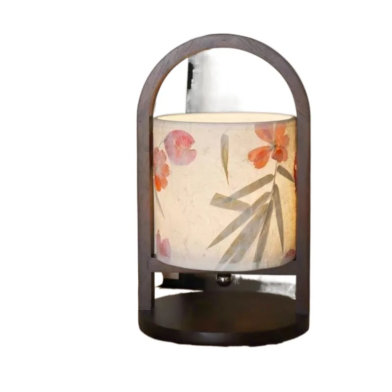 Antique living room tea room Chinese charging desk lamp bedroom zen bedside lamp simple national style retro decoration night
Antique living room tea room Chinese charging desk lamp bedroom zen bedside lamp simple national style retro decoration night