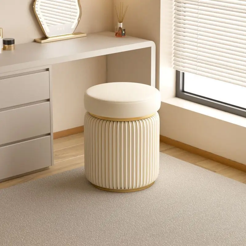 Light Luxury Dressing Stool Nordic Bedroom Modern and Simple Girl Table Round Chair Makeup
Light Luxury Dressing Stool Nordic Bedroom Modern and Simple Girl Table Round Chair Makeup