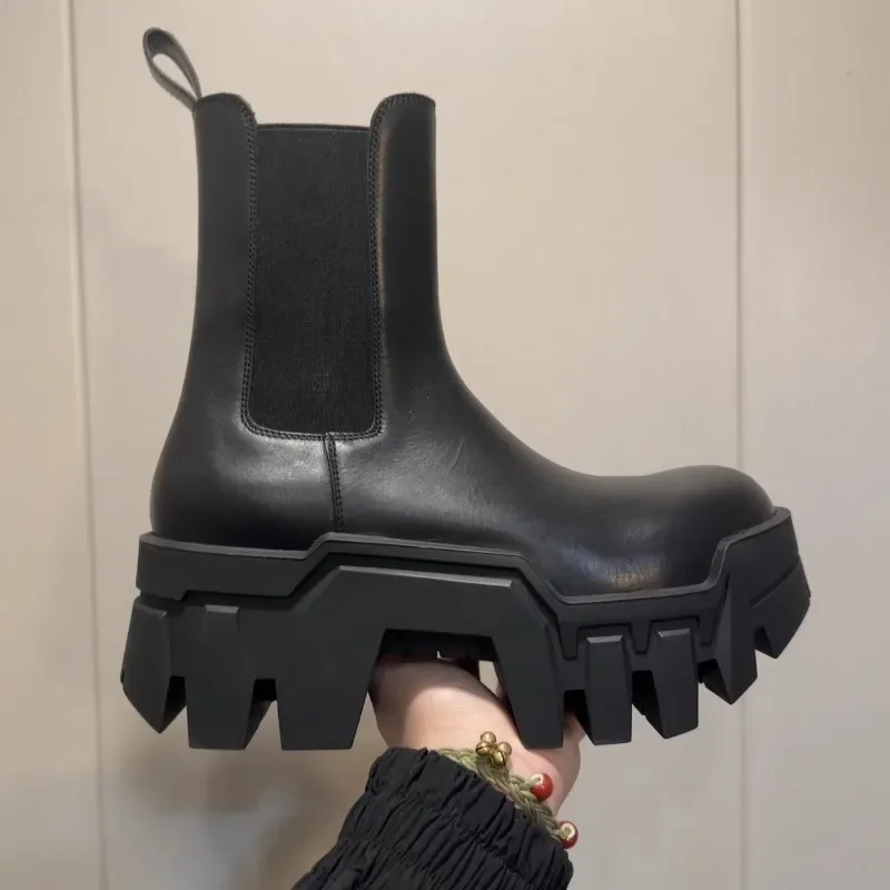 Autumn Black Leather Botas Platform Ankle Boots Slip-On Round Toe Women Shoes Thick Bottom Elastic Band Zapatillas De Mujer 2023
Autumn Black Leather Botas Platform Ankle Boots Slip-On Round Toe Women Shoes Thick Bottom Elastic Band Zapatillas De Mujer 2023