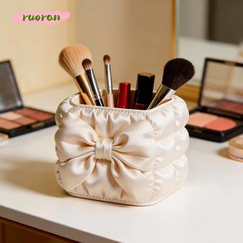3D Printed Bow Silk Texture Makeup Brush Holder Desktop Pen Storage Box High Value Girly Light Luxury
3D Printed Bow Silk Texture Makeup Brush Holder Desktop Pen Storage Box High Value Girly Light Luxury