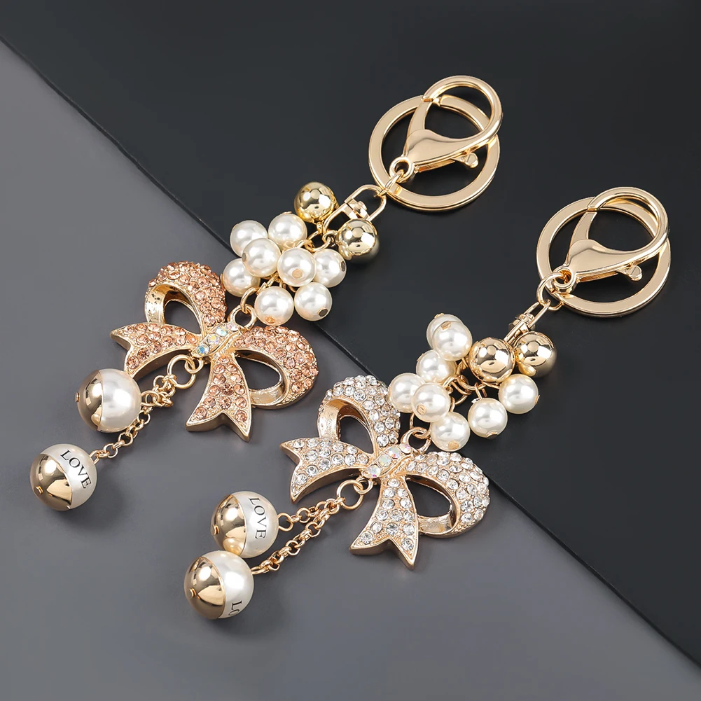 Bow Pearl Keychain Fashion Car Key Charm Ladies Girl Alloy Bow Keychain Bag Decorations White
Bow Pearl Keychain Fashion Car Key Charm Ladies Girl Alloy Bow Keychain Bag Decorations White