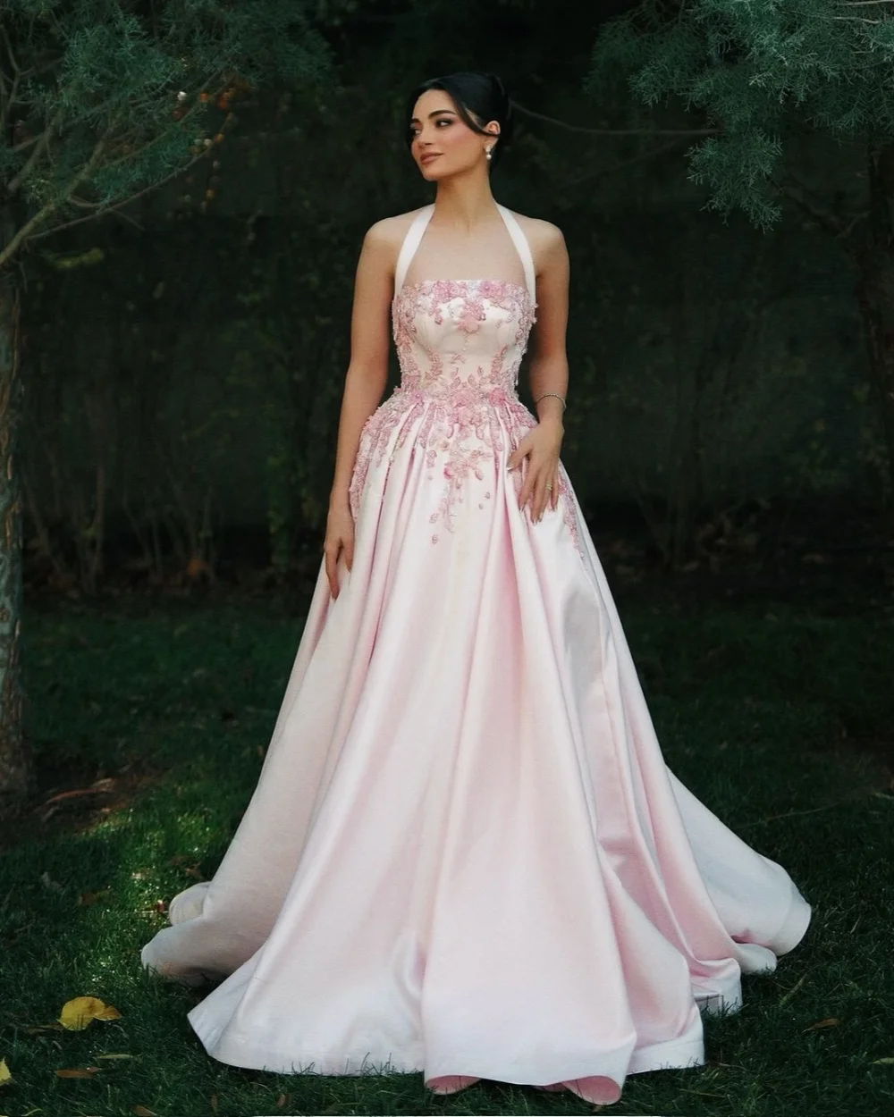 Customized Elegant Women Jersey Handmade Flower Beading A-line Evening Dresses Fashion Halter Strapless Sleeveless Party Gowns
Customized Elegant Women Jersey Handmade Flower Beading A-line Evening Dresses Fashion Halter Strapless Sleeveless Party Gowns