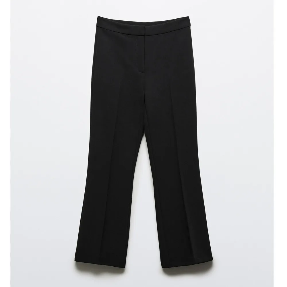 Lightly Flared Black Pants For Women Summer High-waited Limming Cropped Caual Pants
Lightly Flared Black Pants For Women Summer High-waited Limming Cropped Caual Pants