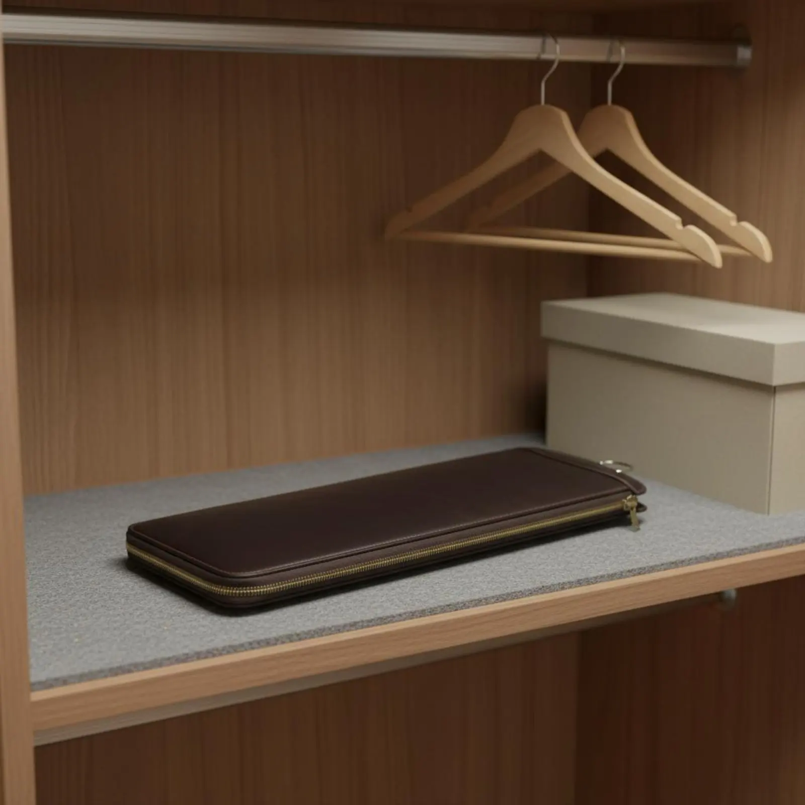 Leather Tie Travel Case Hook Design Leather Tie Box Necktie Storage Box Slim for Travelers
Leather Tie Travel Case Hook Design Leather Tie Box Necktie Storage Box Slim for Travelers