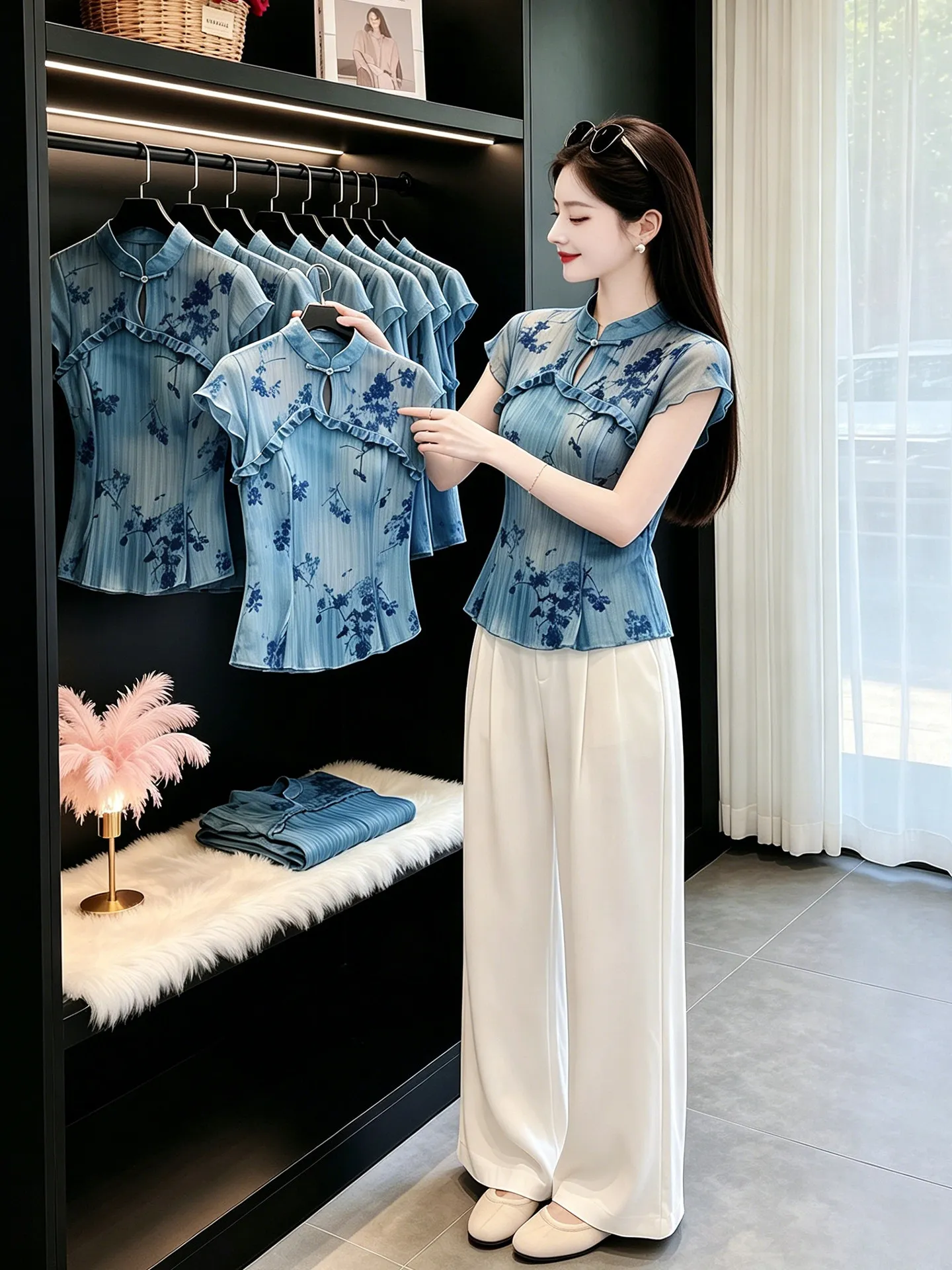 Lightweight Breathable Comfortable Anti-Aging Blue Print Shirt Korean Style Commute Fashion Women's Summer Top
Lightweight Breathable Comfortable Anti-Aging Blue Print Shirt Korean Style Commute Fashion Women's Summer Top