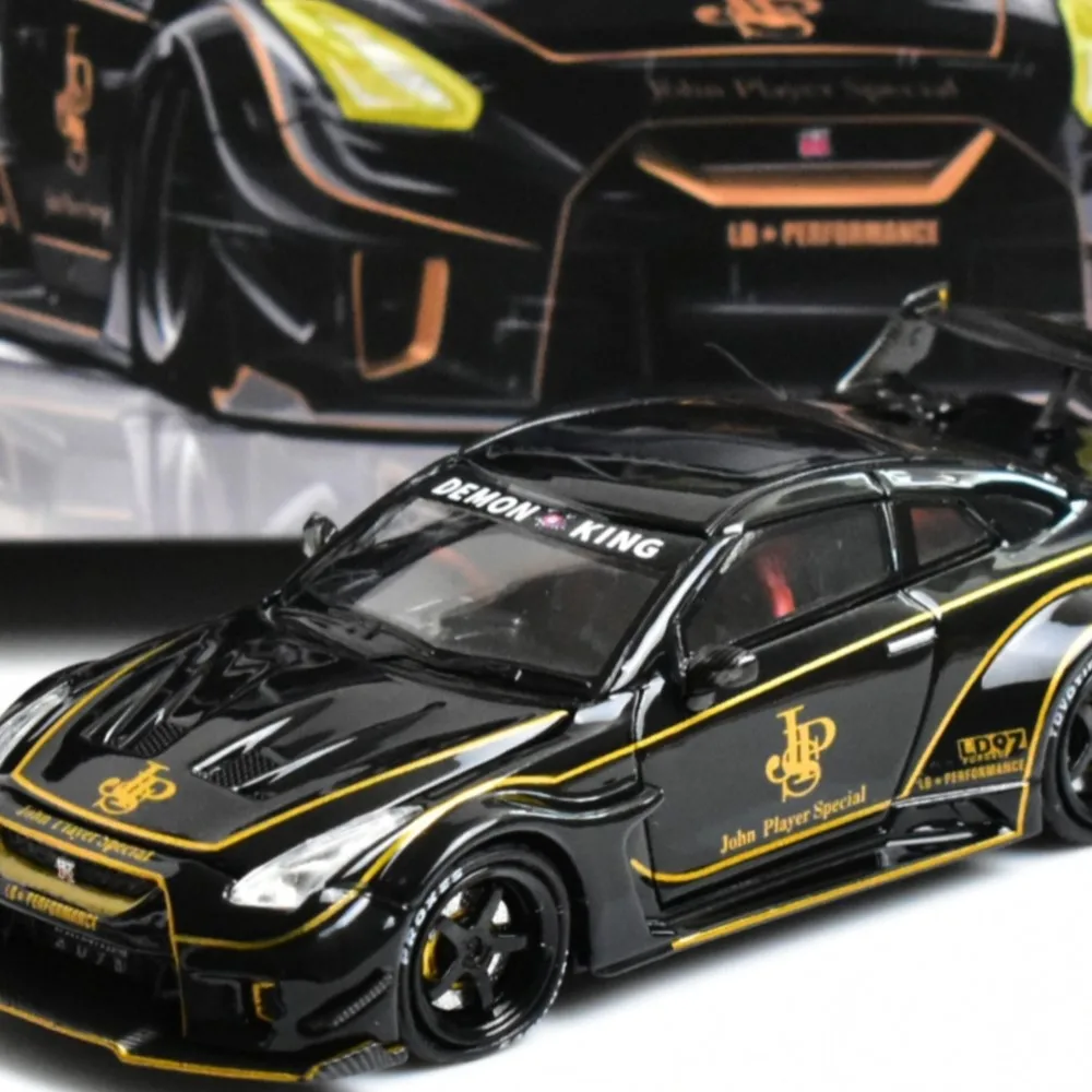Коллекция Demon King 1:64 GTR R35 RR Литая под давлением модель автомобиля
Коллекция Demon King 1:64 GTR R35 RR Литая под давлением модель автомобиля