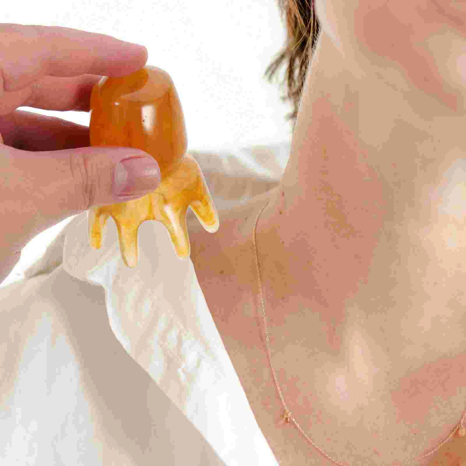 Resin Massage Comb Gua Sha for Scalp Hair Jade Acupoint Tool Tools and Equipment Face Massager
Resin Massage Comb Gua Sha for Scalp Hair Jade Acupoint Tool Tools and Equipment Face Massager