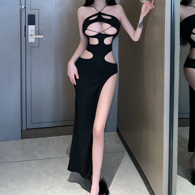 Elegant Hollow Out Halter Long Dress Sexy Women Sleeveless Black Party Club Dress Y2K Hot Girl Split Fit Backless Dresses 27926
Elegant Hollow Out Halter Long Dress Sexy Women Sleeveless Black Party Club Dress Y2K Hot Girl Split Fit Backless Dresses 27926