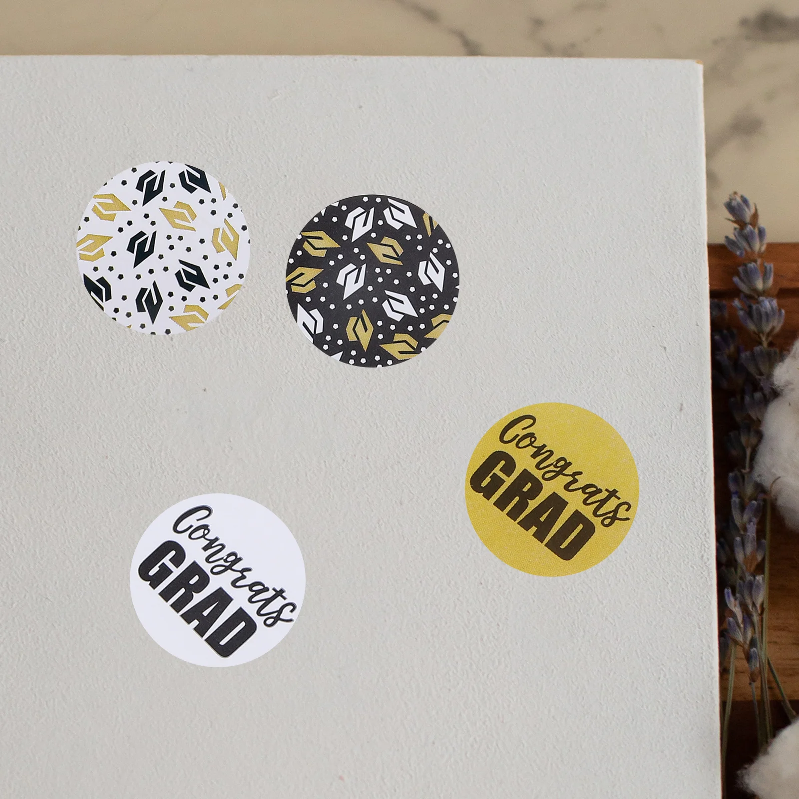 500 шт. круглых наклеек для выпускного вечера, декораций для вечеринок, школьных сумок, блокнотов, креативных подарков
500 шт. круглых наклеек для выпускного вечера, декораций для вечеринок, школьных сумок, блокнотов, креативных подарков