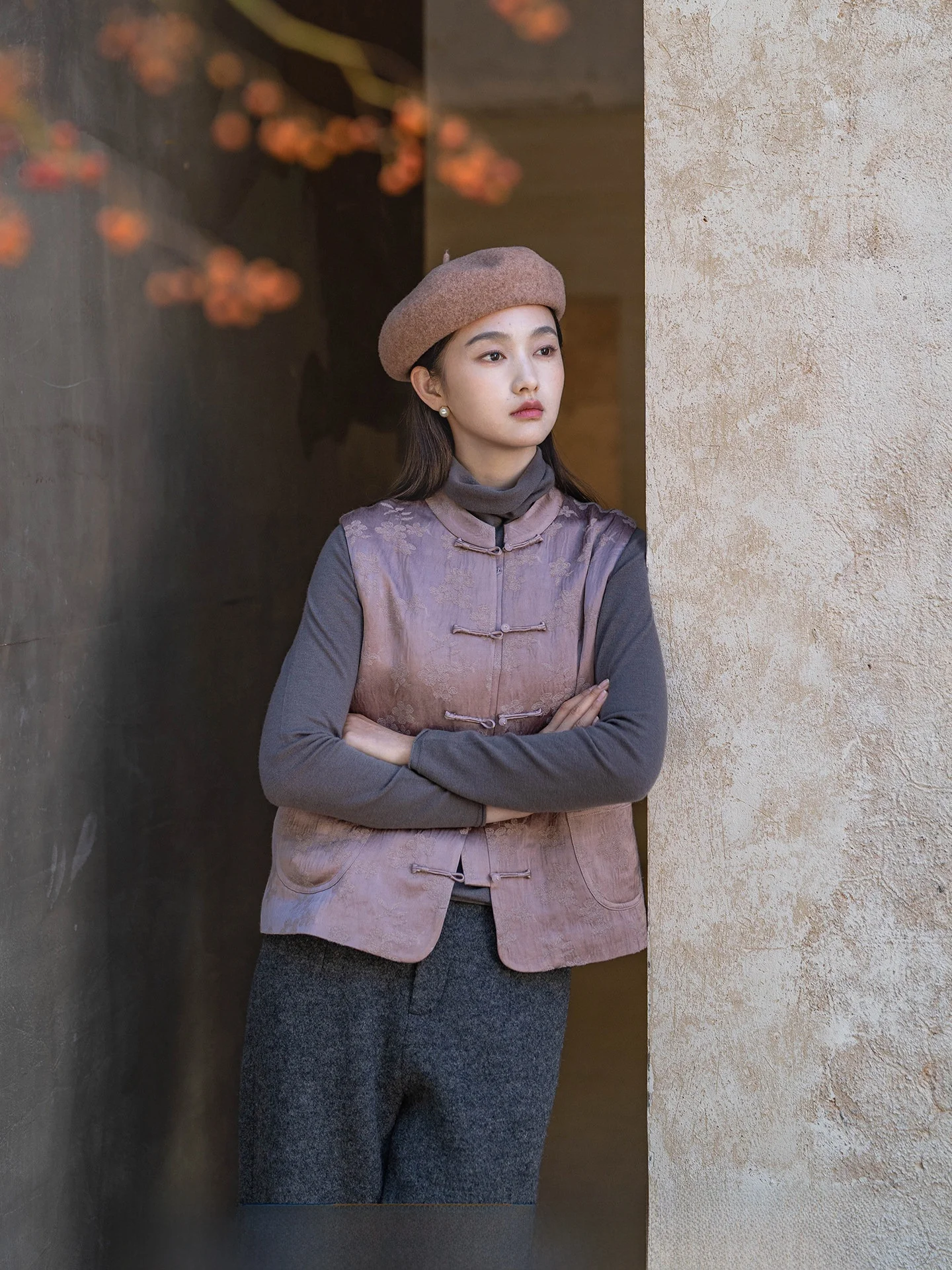 Original Design Plum Blossom Embroidered Australian Wool Linen Fleece Lined Stand Collar Vintage Chinese Style Button Vest
Original Design Plum Blossom Embroidered Australian Wool Linen Fleece Lined Stand Collar Vintage Chinese Style Button Vest