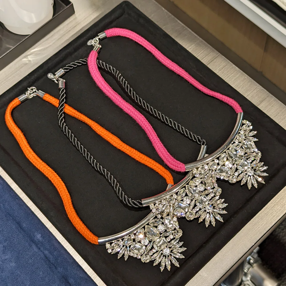 Europe and The United States Cross-border Foreign Trade Export Retro Color Multi-color Wire Rope Woven Rhinestone Necklace
Europe and The United States Cross-border Foreign Trade Export Retro Color Multi-color Wire Rope Woven Rhinestone Necklace