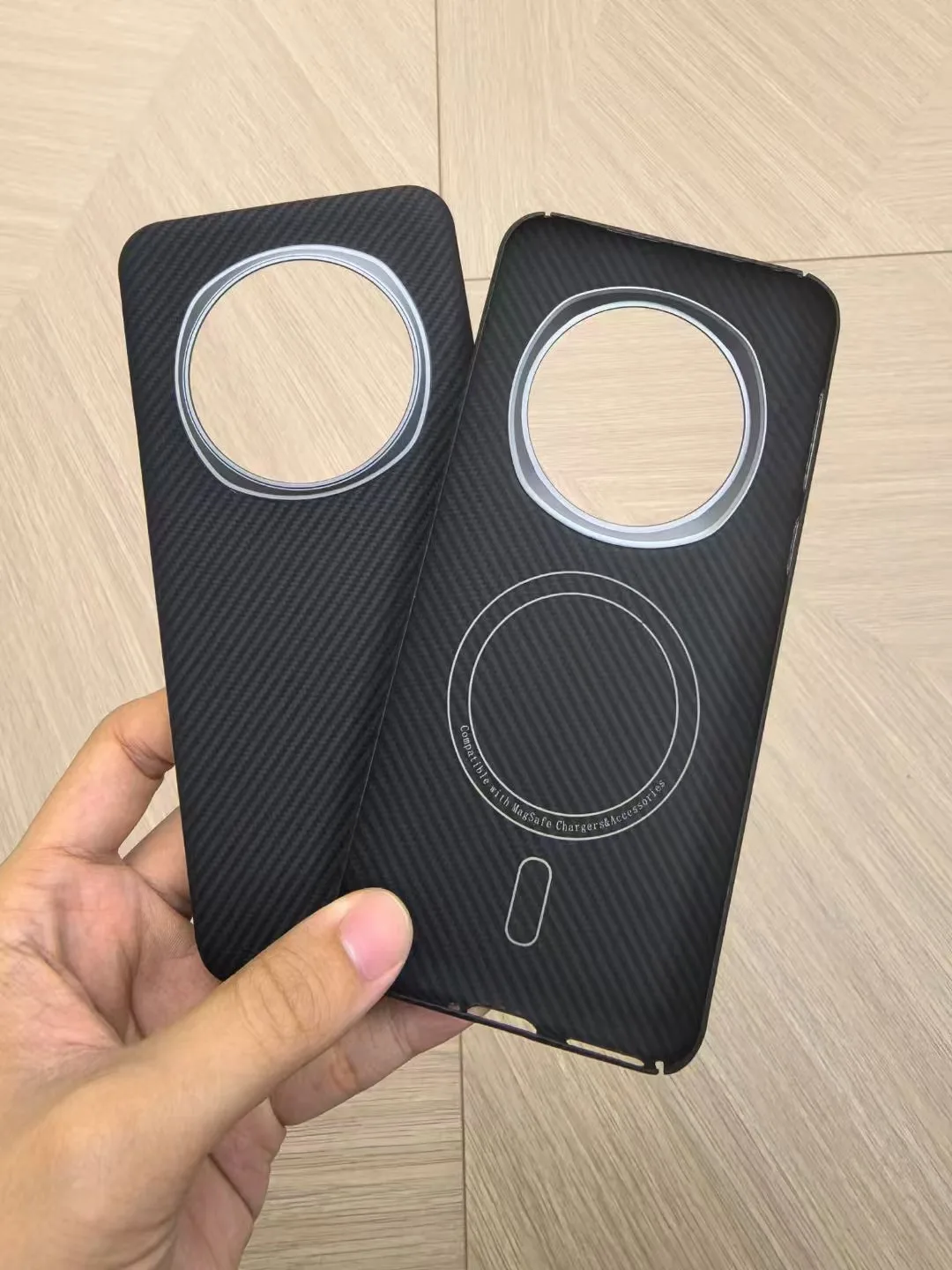 Colorful phone case for HONOR Magic7 Pro Kevlar real Aramid Carbon Fiber case Magnetic Wireless charging 01
Colorful phone case for HONOR Magic7 Pro Kevlar real Aramid Carbon Fiber case Magnetic Wireless charging 01