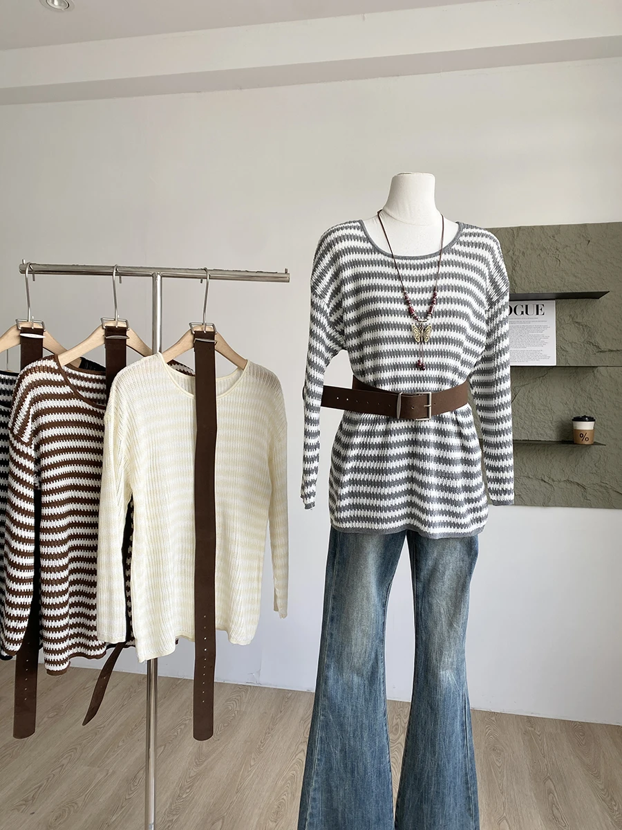 Loose Fit Long Sleeve Knitwear Casual Striped Women's Top Comfortable Polyester Fiber Autumn 2025 New Style Korean Lazy Fashion
Loose Fit Long Sleeve Knitwear Casual Striped Women's Top Comfortable Polyester Fiber Autumn 2025 New Style Korean Lazy Fashion