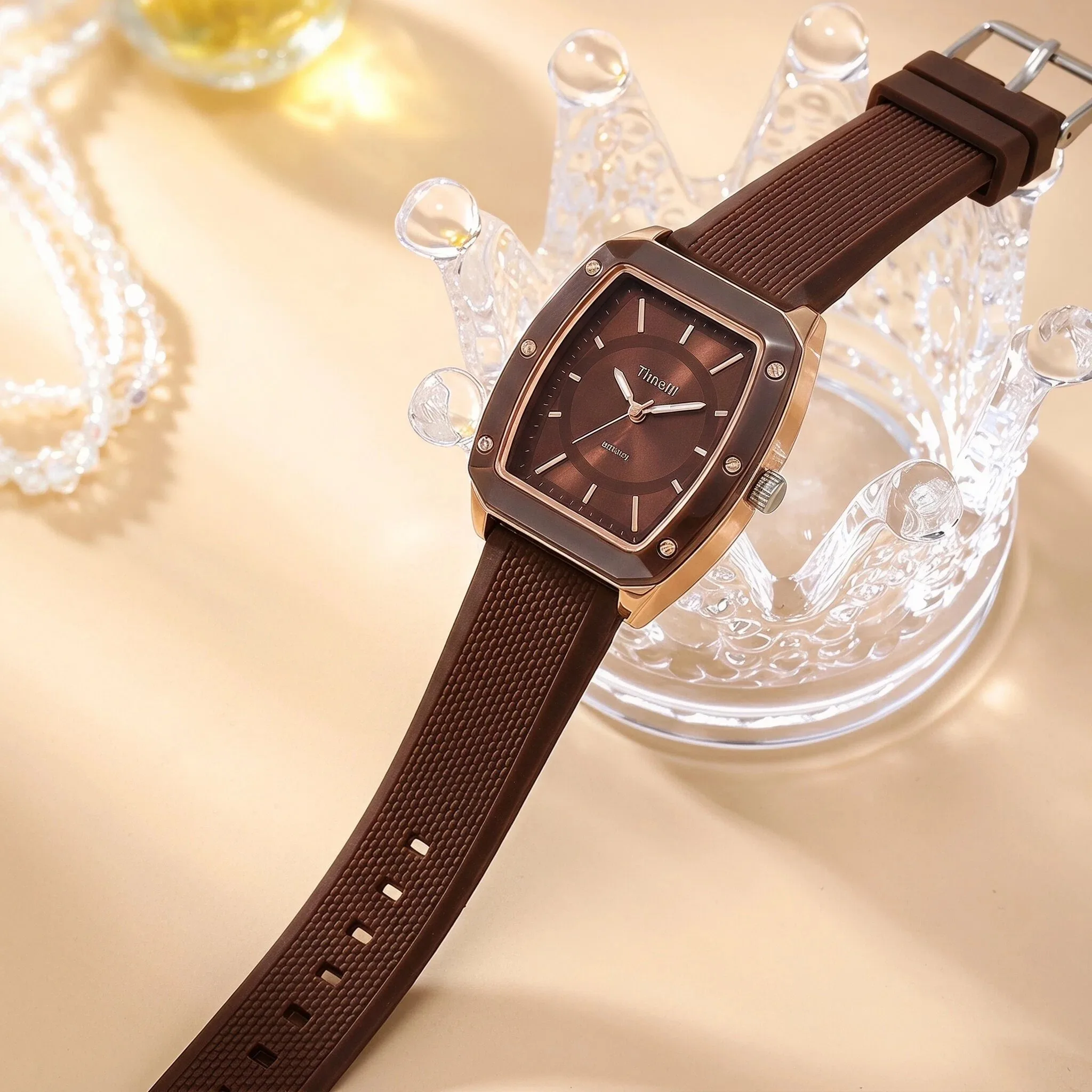 Casual, Affordable, Trendy, Square, Simple Silicone Strap Quartz Watch
Casual, Affordable, Trendy, Square, Simple Silicone Strap Quartz Watch