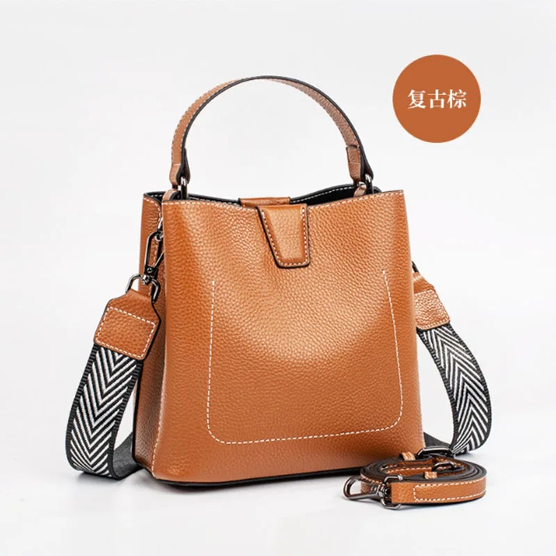 New Trendy 2025 Fashion Large Capacity Genuine Leather Shoulder Bag, Women's Earth Handbag, Versatile Crossbody Bag, Bucket Bag
New Trendy 2025 Fashion Large Capacity Genuine Leather Shoulder Bag, Women's Earth Handbag, Versatile Crossbody Bag, Bucket Bag