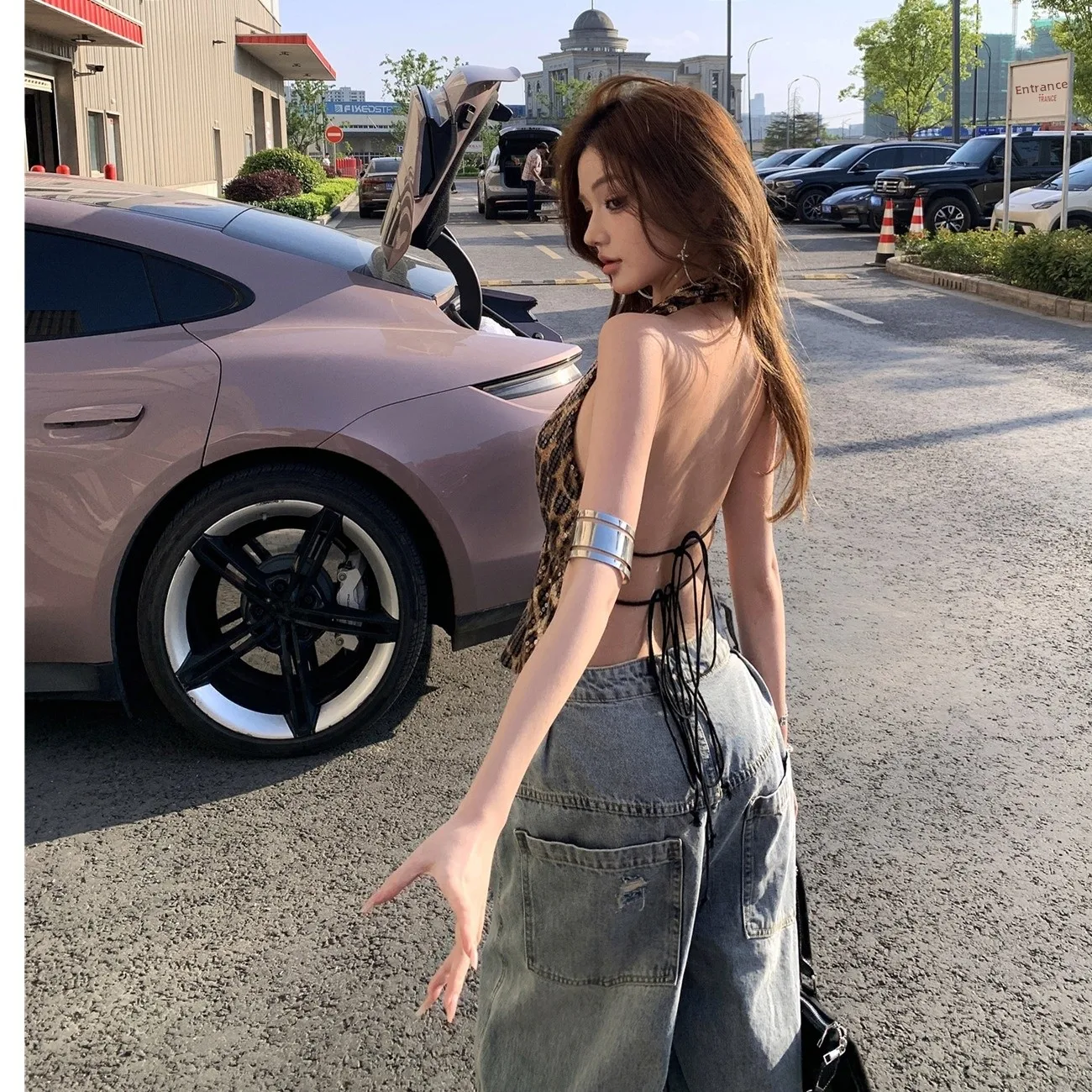 Korean Style Sweet Cool Sequin Backless Tank Top Sexy Women's Loose Jeans High Waist Straight Leg Blue Cotton Blend Spring Su...
Korean Style Sweet Cool Sequin Backless Tank Top Sexy Women's Loose Jeans High Waist Straight Leg Blue Cotton Blend Spring Su...