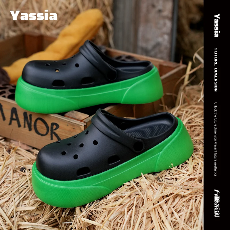 Women's New Trendy Summer Thick Sole Increase Anti Slip Fashion Beach Baotou Slippery Sandals
Women's New Trendy Summer Thick Sole Increase Anti Slip Fashion Beach Baotou Slippery Sandals