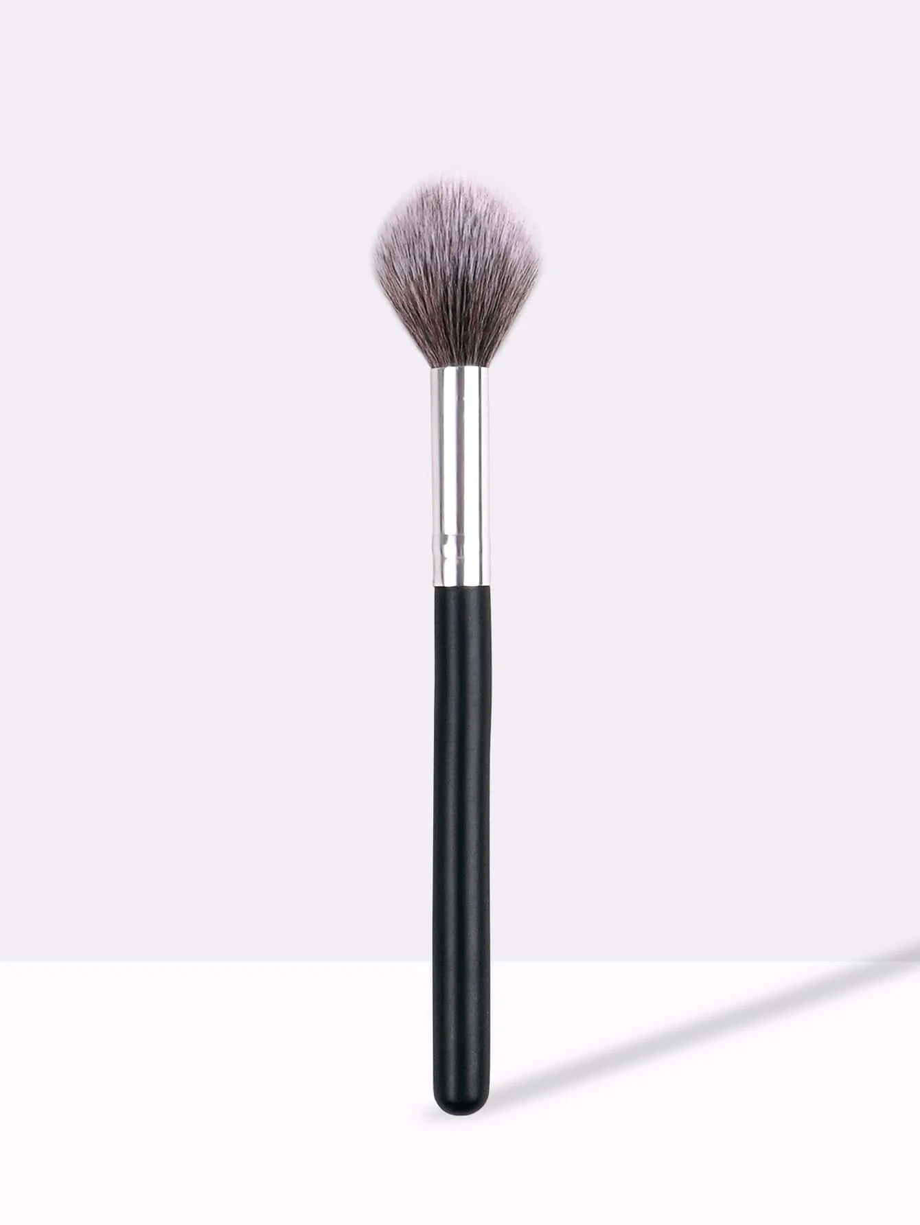 1pc Black Flame Shaped Blush Brush With Soft Bristles For Highlighter Makeup
1pc Black Flame Shaped Blush Brush With Soft Bristles For Highlighter Makeup