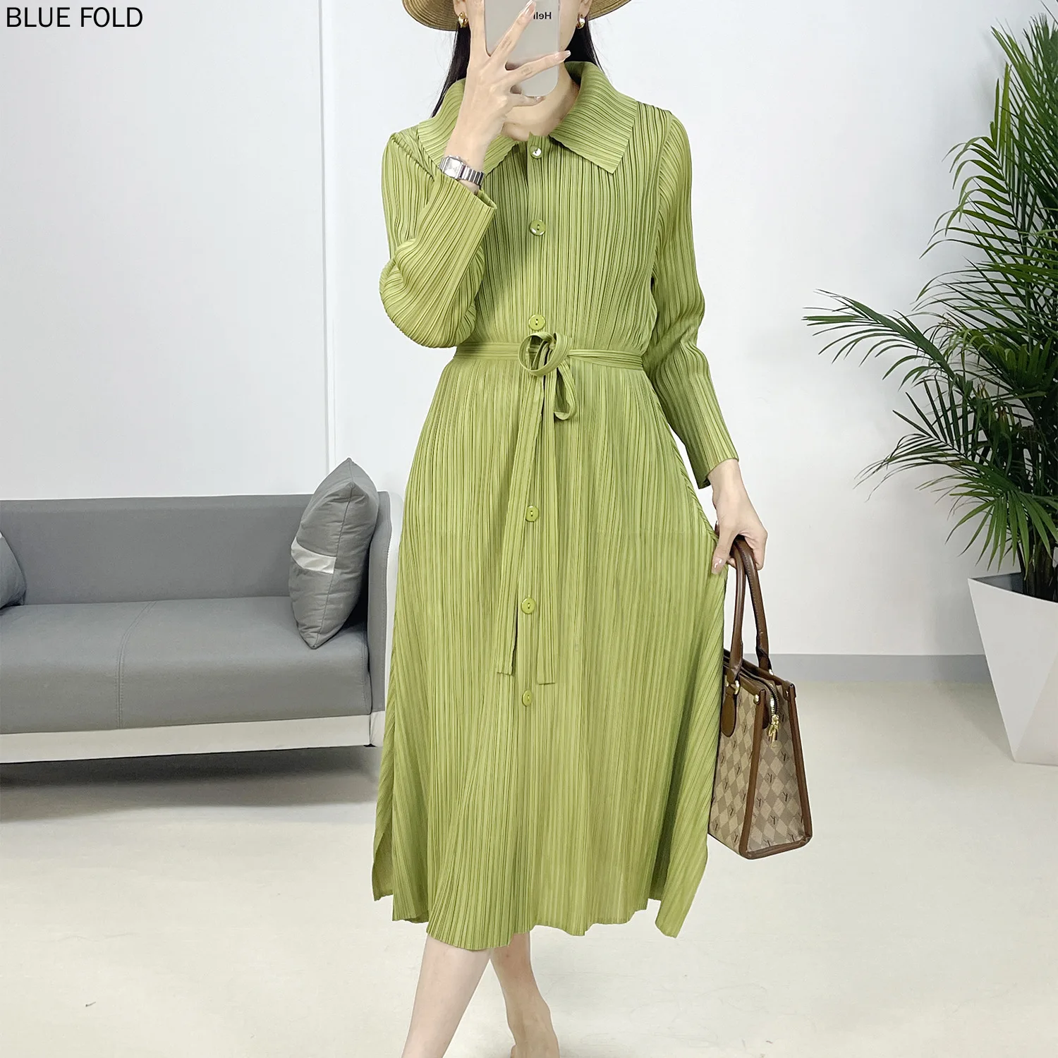 Pleats-Women's Casual Waist Dress, Loose Temperament, Versatile Pleated Clothes, Elegant Miyake, New, Spring
Pleats-Women's Casual Waist Dress, Loose Temperament, Versatile Pleated Clothes, Elegant Miyake, New, Spring