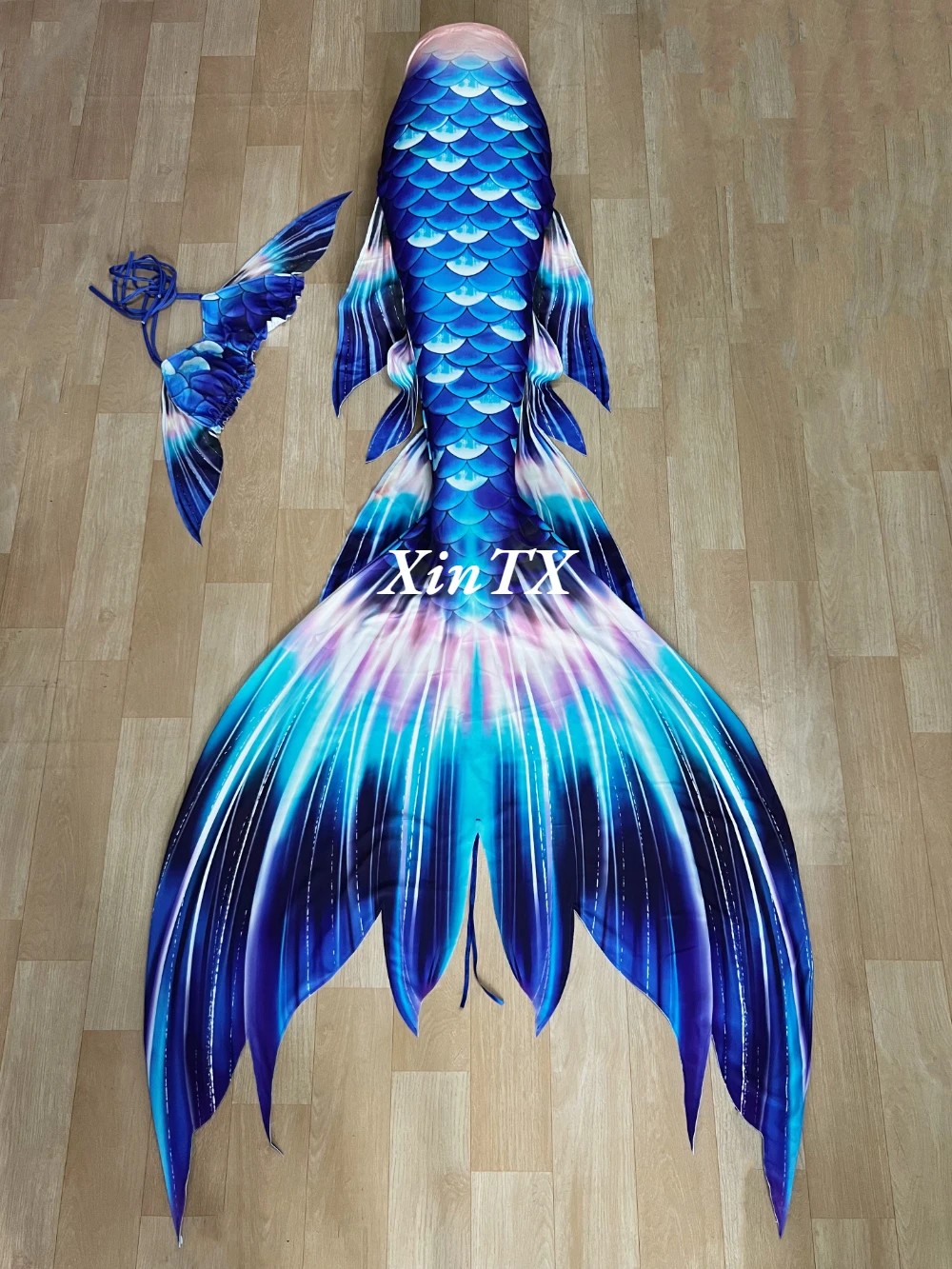 Professional Customized Mermaid Tail Dress Swimsuit Aquarium Role Play Mermaid Simulation Tail Single Webbing Accessory Costume
Professional Customized Mermaid Tail Dress Swimsuit Aquarium Role Play Mermaid Simulation Tail Single Webbing Accessory Costume