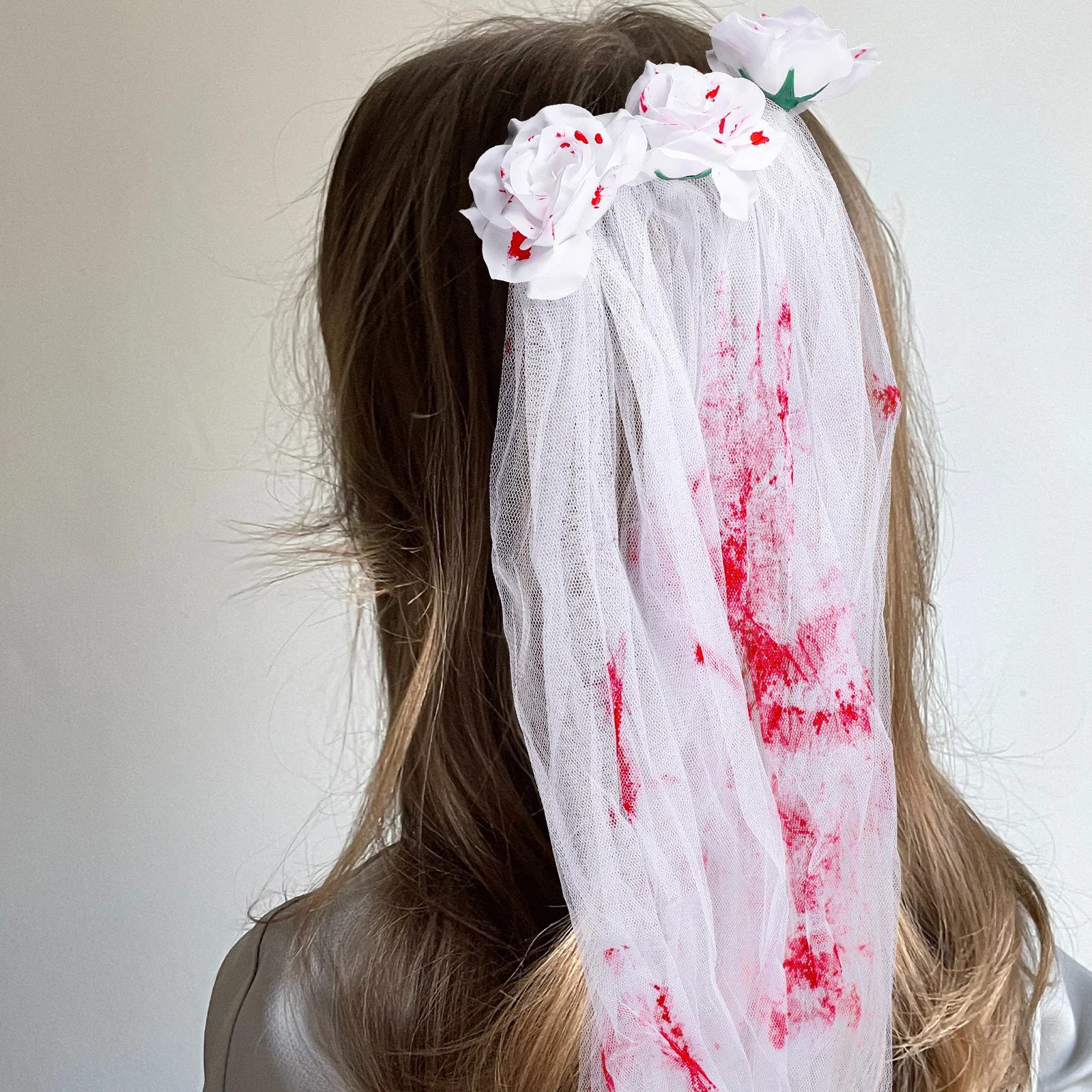 Головной убор с черепом, длинная готическая кровавая вуаль с расческой для Хэллоуина, костюм для вечеринки, косплей, аксессуары для волос, декор
Головной убор с черепом, длинная готическая кровавая вуаль с расческой для Хэллоуина, костюм для вечеринки, косплей, аксессуары для волос, декор