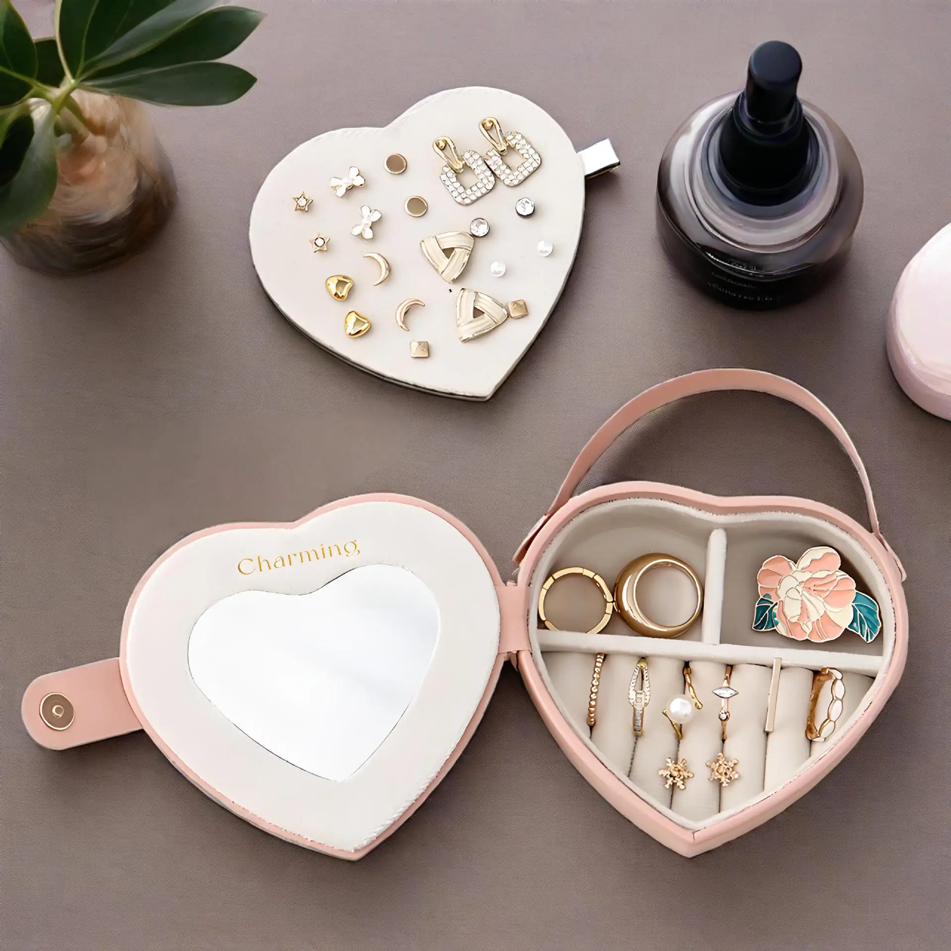 Женский подарок на день рождения, органайзер для ювелирных изделий, коробка для подруги, дорожное ожерелье, держатель для сережек, домашние кольца, кулон, ожерелье, органайзер
Женский подарок на день рождения, органайзер для ювелирных изделий, коробка для подруги, дорожное ожерелье, держатель для сережек, домашние кольца, кулон, ожерелье, органайзер