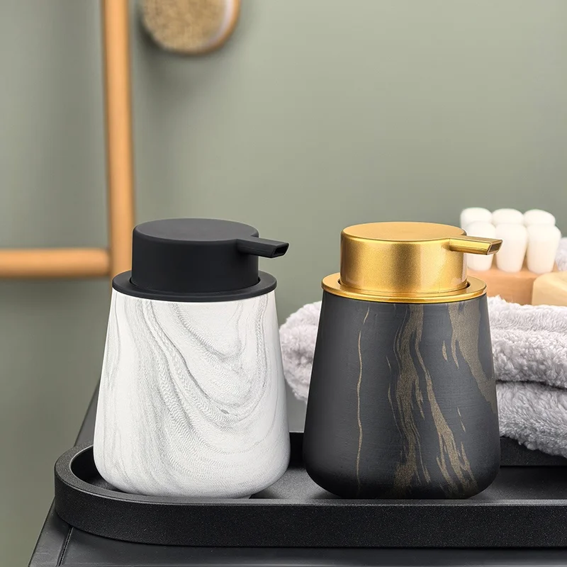 Дозатор пенного мыла на 300 мл, бутылка дезинфицирующего средства для рук с муссовым пузырьком, керамическая эмульсионная бутылка с мраморным узором для кондиционера для волос
Дозатор пенного мыла на 300 мл, бутылка дезинфицирующего средства для рук с муссовым пузырьком, керамическая эмульсионная бутылка с мраморным узором для кондиционера для волос