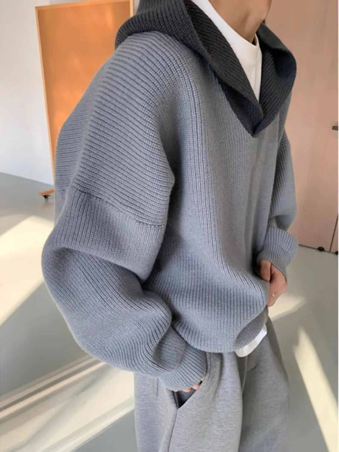 American Street Sle Texture Splicing Design Knitted Sweater Retro Lazy Oversize Hooded Yarn irt Youth Casual Long Sve
American Street Sle Texture Splicing Design Knitted Sweater Retro Lazy Oversize Hooded Yarn irt Youth Casual Long Sve