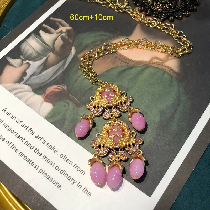 Live Stream Pink Shoulder Sweep Stud Earrings, Earclips, Necklace, Electroplated Real Gold, Medieval Earrings, Sweater Chain.
Live Stream Pink Shoulder Sweep Stud Earrings, Earclips, Necklace, Electroplated Real Gold, Medieval Earrings, Sweater Chain.