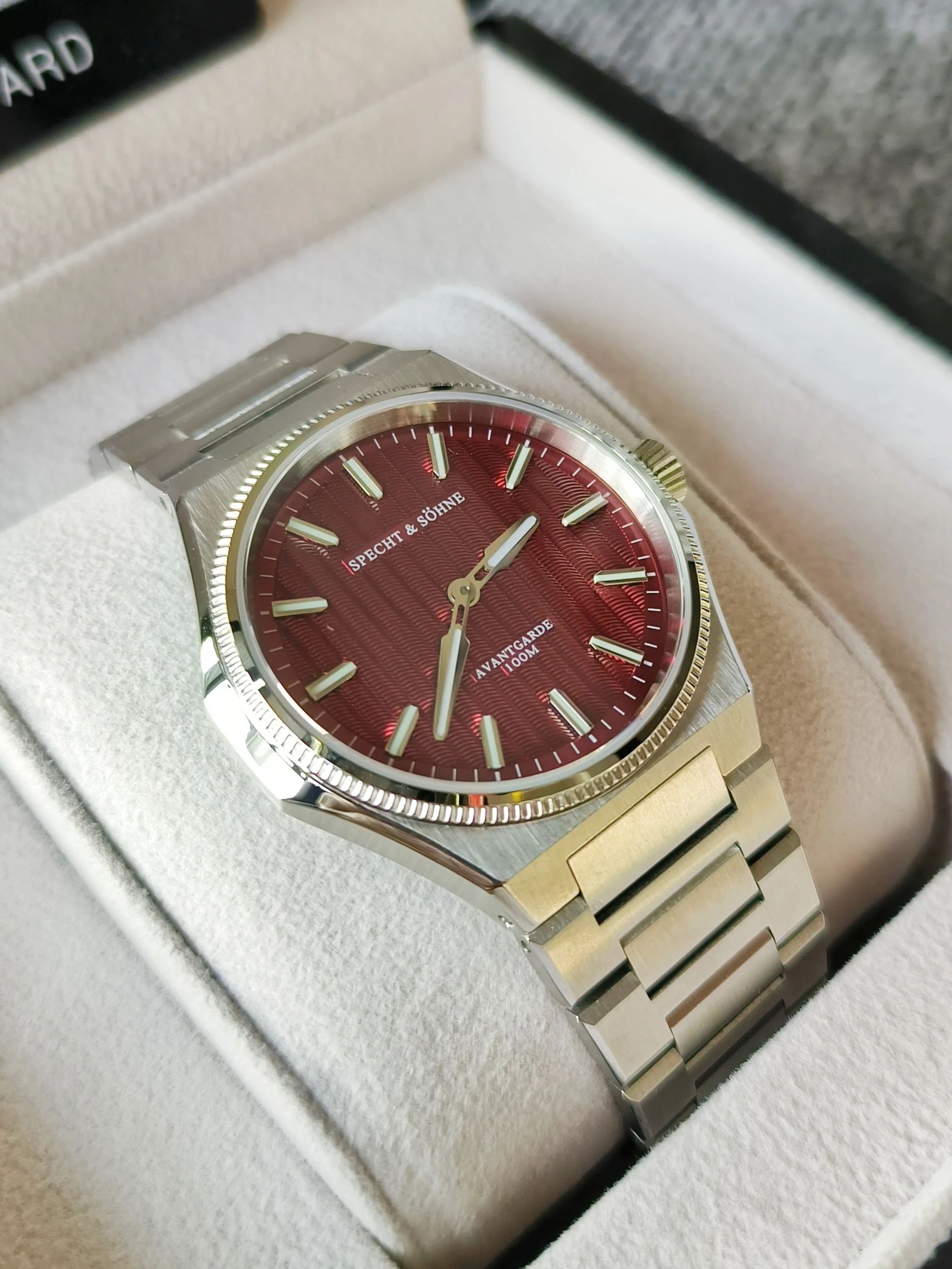2025 Specht&Söhne 39.8MM New Arrivals fashion Mens Watch Quartz Randa 751 Movt Ultrathin Stainless Steel Watches Reloj Hombre
2025 Specht&Söhne 39.8MM New Arrivals fashion Mens Watch Quartz Randa 751 Movt Ultrathin Stainless Steel Watches Reloj Hombre