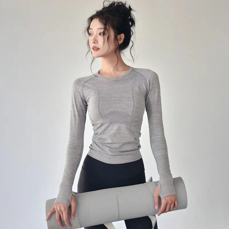 Sports Long Sleeve Top for Men and Women Spring and Summer New Slim-fit Quick Dry Running Pilates Training Fitness Clothing
Sports Long Sleeve Top for Men and Women Spring and Summer New Slim-fit Quick Dry Running Pilates Training Fitness Clothing