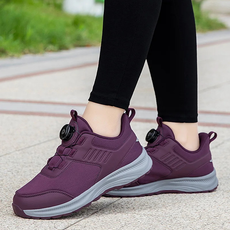 Spring Elderly Walking Shoes Casual Outdoor Sports Parents Running Shoes Soft And Comfortable Lightweight
Spring Elderly Walking Shoes Casual Outdoor Sports Parents Running Shoes Soft And Comfortable Lightweight