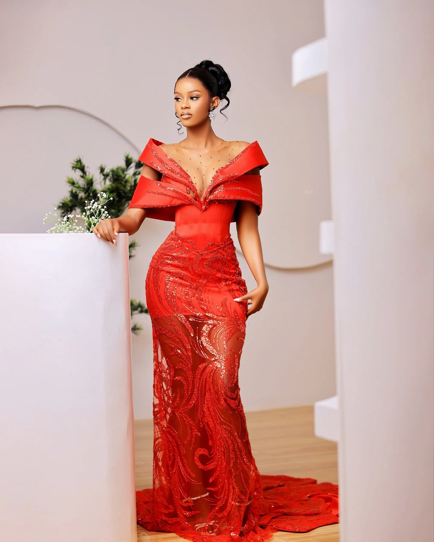Red Lace Mermaid Prom Dress Sheer Neck Pearls Beaded See Through Sweep Train Evening Gowns Women Formal Party Dress
Red Lace Mermaid Prom Dress Sheer Neck Pearls Beaded See Through Sweep Train Evening Gowns Women Formal Party Dress