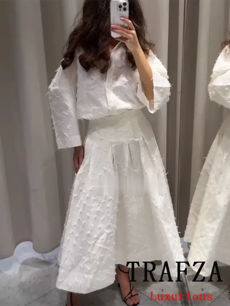 TRAFZA Casual White Tassel Women Set Short Sleeve Lapel Loose Blouse Pleat A-Line Midi Skirt New Fashion 2025 Summer Holiday Set
TRAFZA Casual White Tassel Women Set Short Sleeve Lapel Loose Blouse Pleat A-Line Midi Skirt New Fashion 2025 Summer Holiday Set